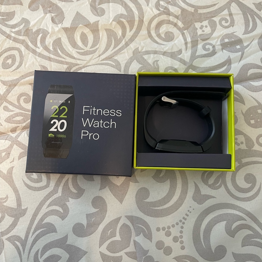 Fitness Watch Pro Black